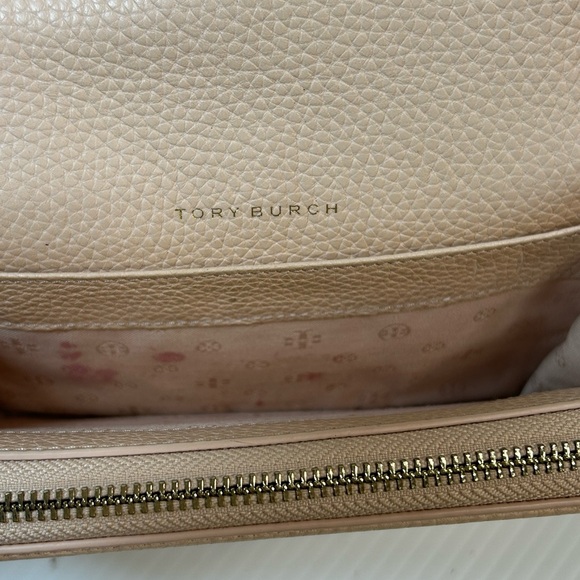 Tory Burch Thea Flat Wallet Crossbody Blush Pink - Picture 6 of 11